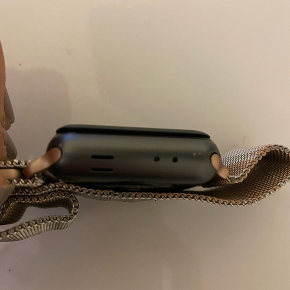 Apple Watch series 3 main image 4